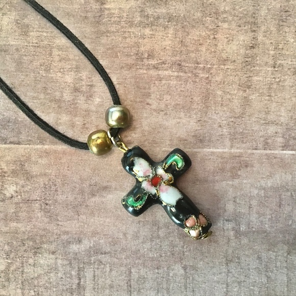 Cloisonné Cross necklace with suede strap - Picture 2 of 2